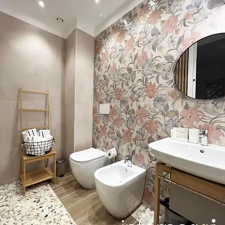 Interno Sei Oda ve Kahvaltı Agropoli