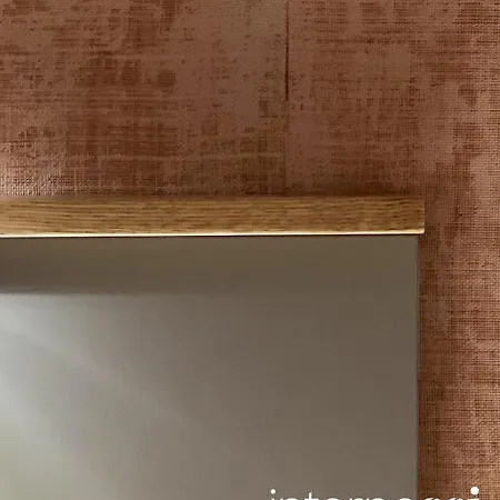 Interno Sei Oda ve Kahvaltı 4*