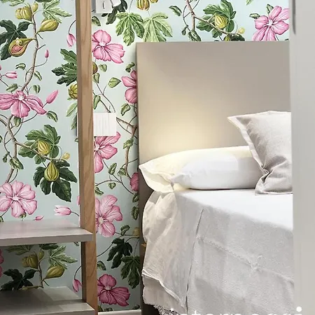 Interno Sei Oda ve Kahvaltı Agropoli