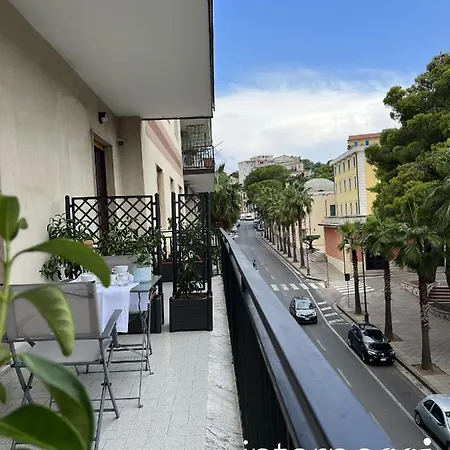 ベッド・アンド・ブレックファスト Interno Sei