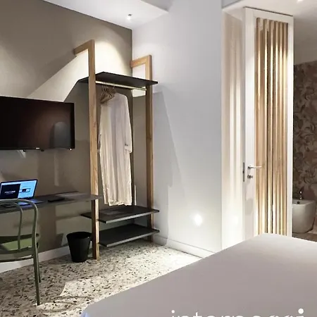Interno Sei Couette-café
