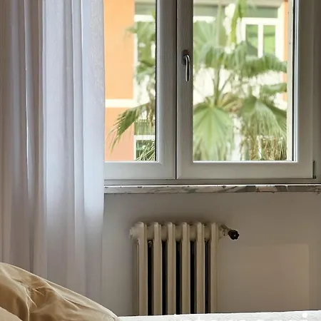 Interno Sei Couette-café 4*