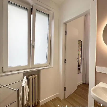Interno Sei 4*