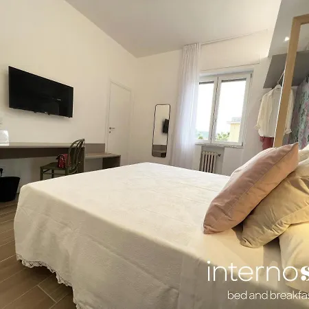 Interno Sei アグローポリ