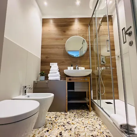 Interno Sei
