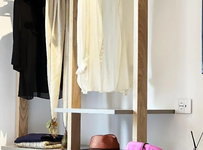 Interno Sei 4* أغروبولي