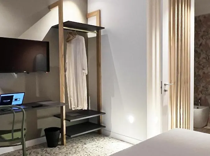 Interno Sei فندق مبيت وإفطار