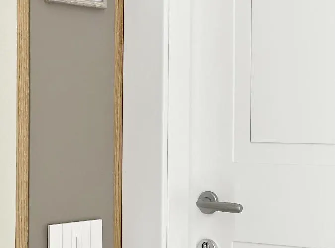 Interno Sei فندق مبيت وإفطار أغروبولي