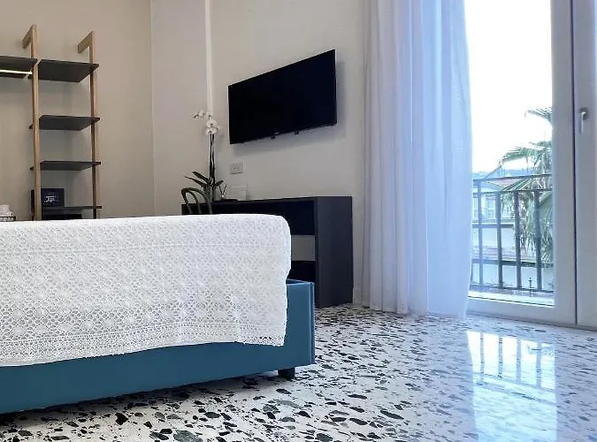 فندق مبيت وإفطار Interno Sei أغروبولي