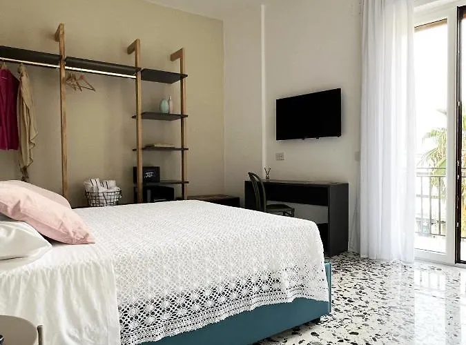 Interno Sei أغروبولي