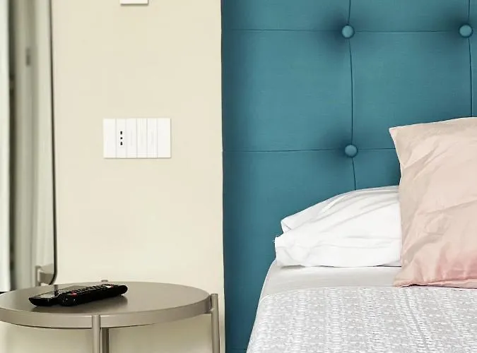 Interno Sei 4* أغروبولي