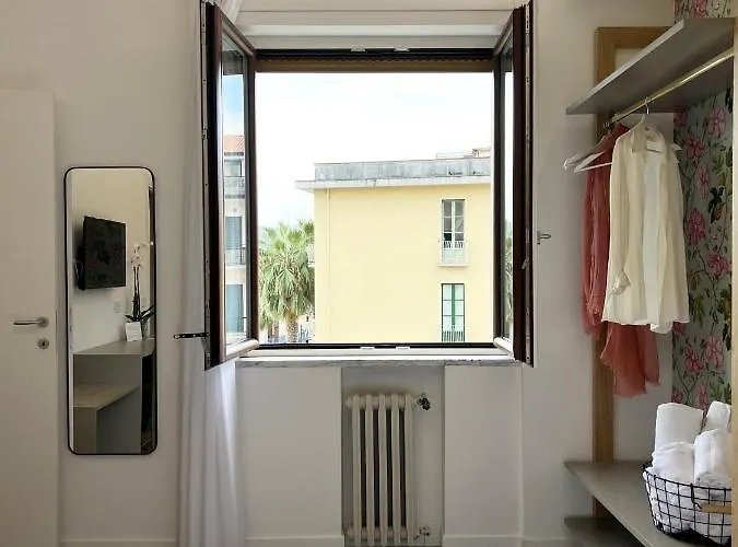 Interno Sei أغروبولي