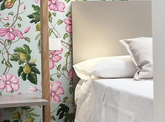 Interno Sei فندق مبيت وإفطار أغروبولي